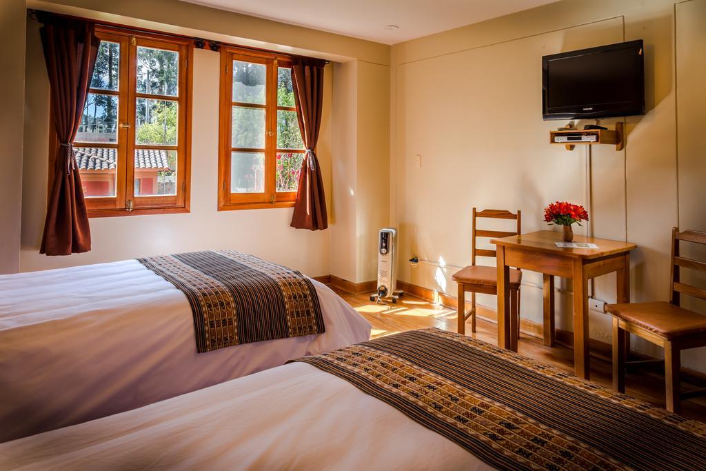 Hotel Pakaritampu Оллантайтамбо Экстерьер фото